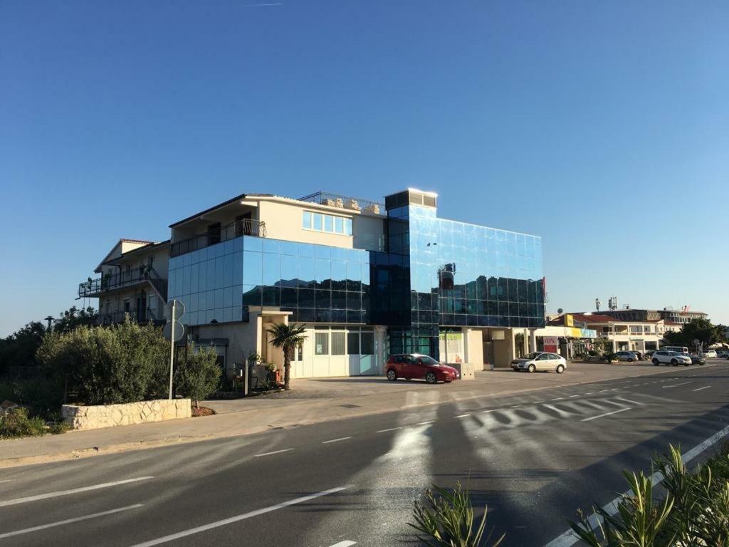 דירות Plano Studio Trogir Romina מראה חיצוני תמונה